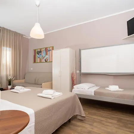 Casa Laura Πανσιόν 3*